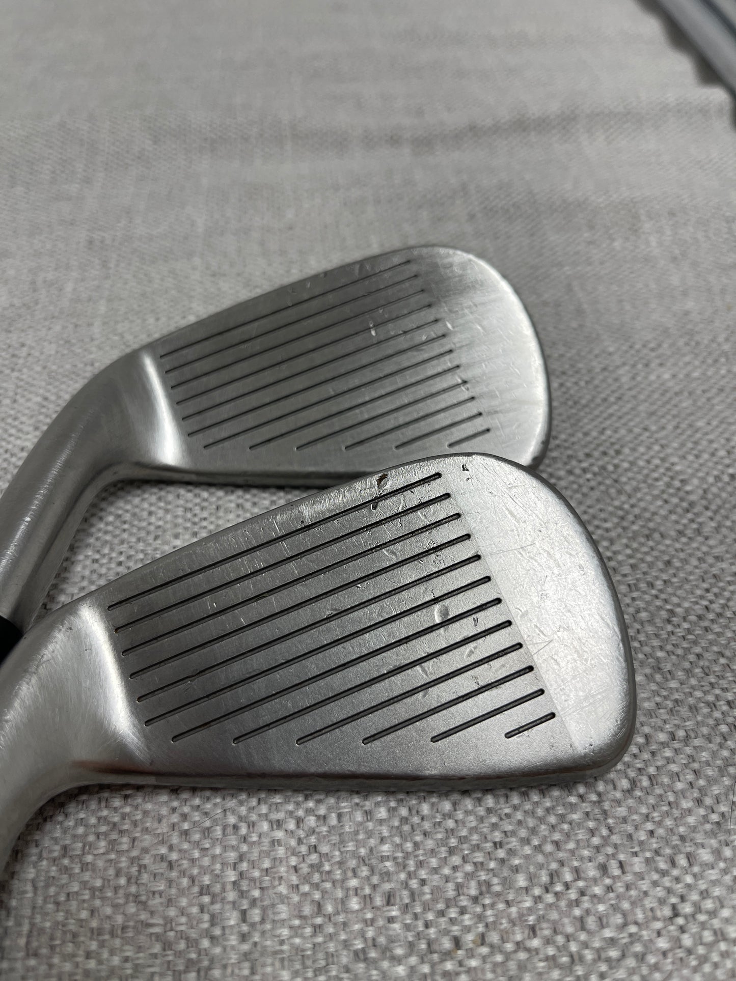 Titleist 704CB Single Iron. Sold Separately. Dynamic Gold R300 Regular Flex - Good Condition # 14186