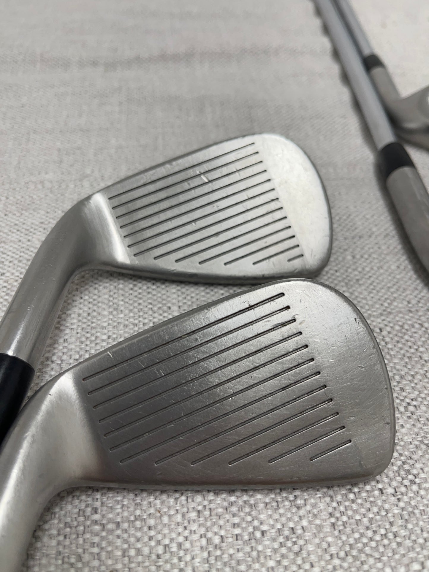 Titleist 704CB Single Iron. Sold Separately. Dynamic Gold R300 Regular Flex - Good Condition # 14186