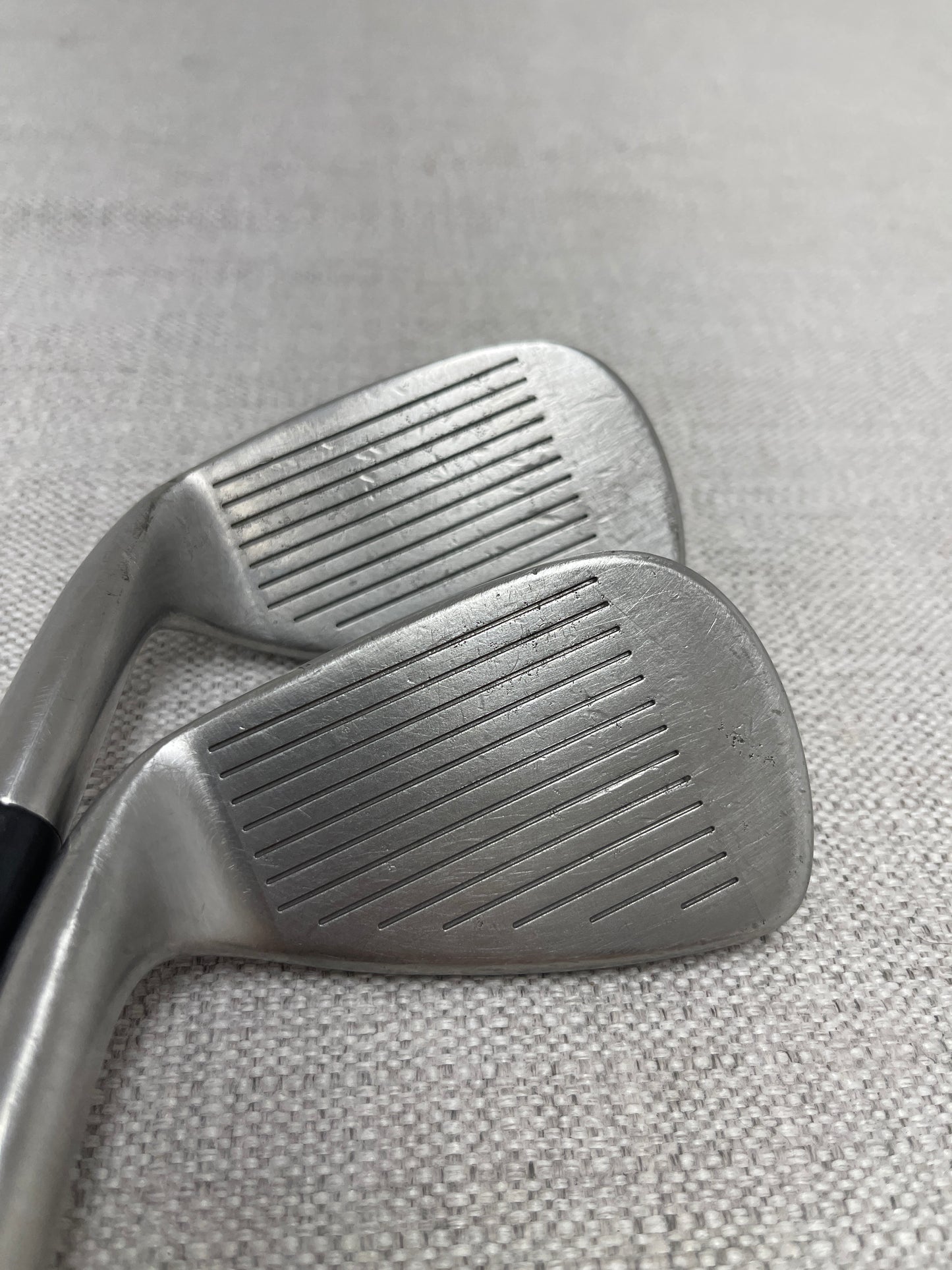 Titleist 704CB Single Iron. Sold Separately. Dynamic Gold R300 Regular Flex - Good Condition # 14186