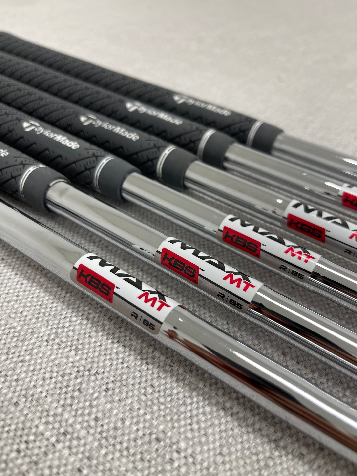 TaylorMade Stealth Left-Hand Single Iron. Sold Separately. Regular Flex Steel - Very Good Condition # 14200