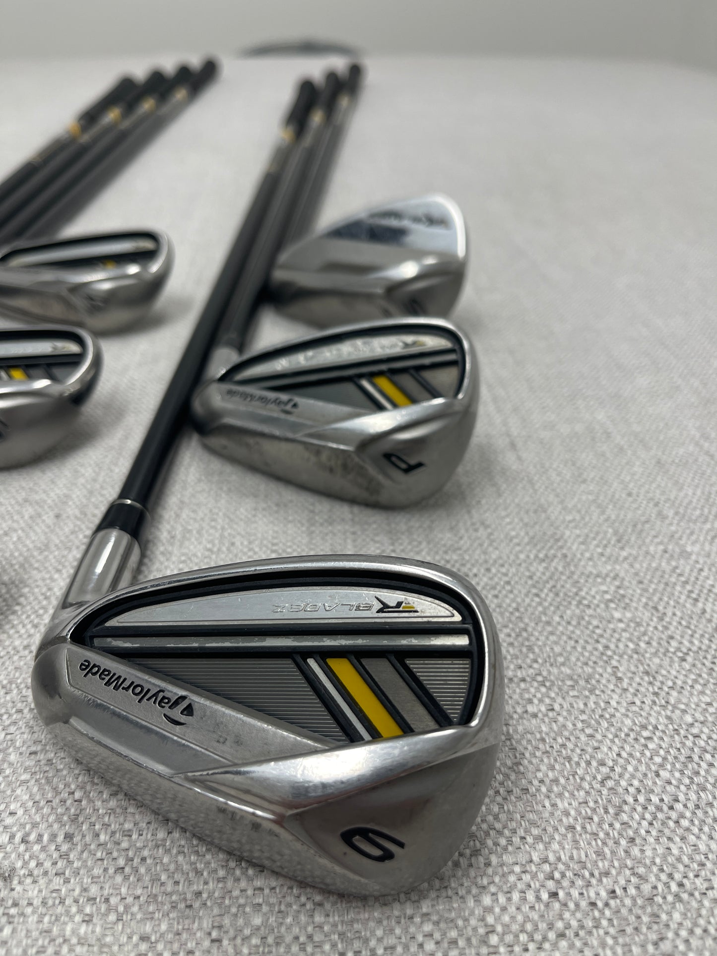TaylorMade RocketBladez Single Iron. Sold Separately. Regular Flex Graphite - Good Condition # 14261
