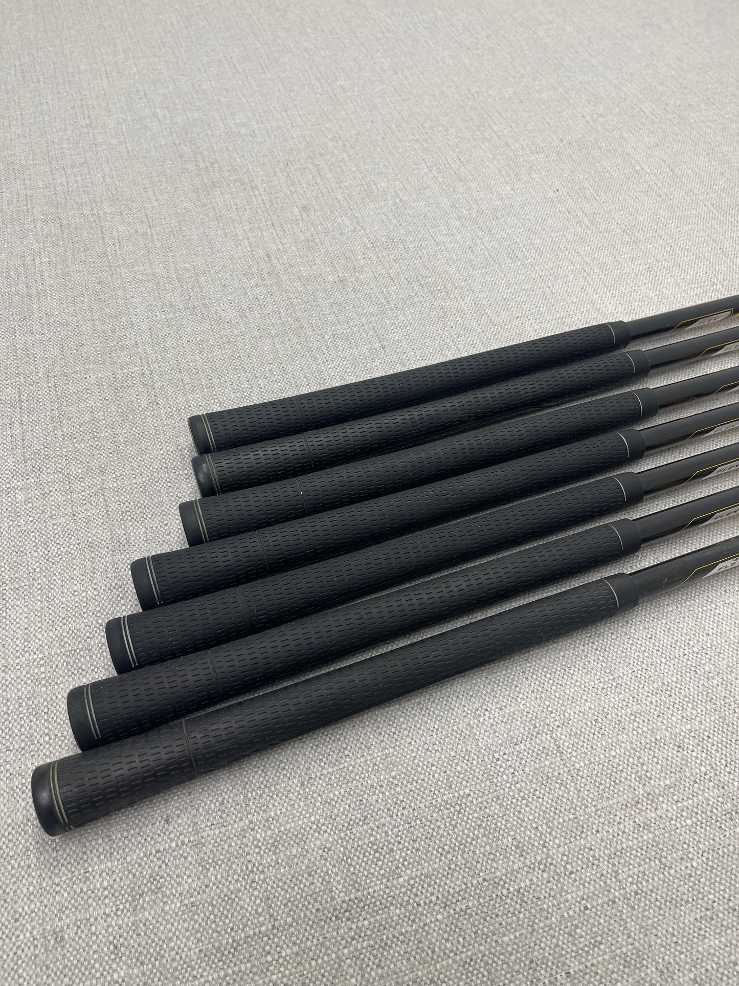 TaylorMade RocketBladez Single Iron. Sold Separately. Regular Flex Graphite - Good Condition # 14261