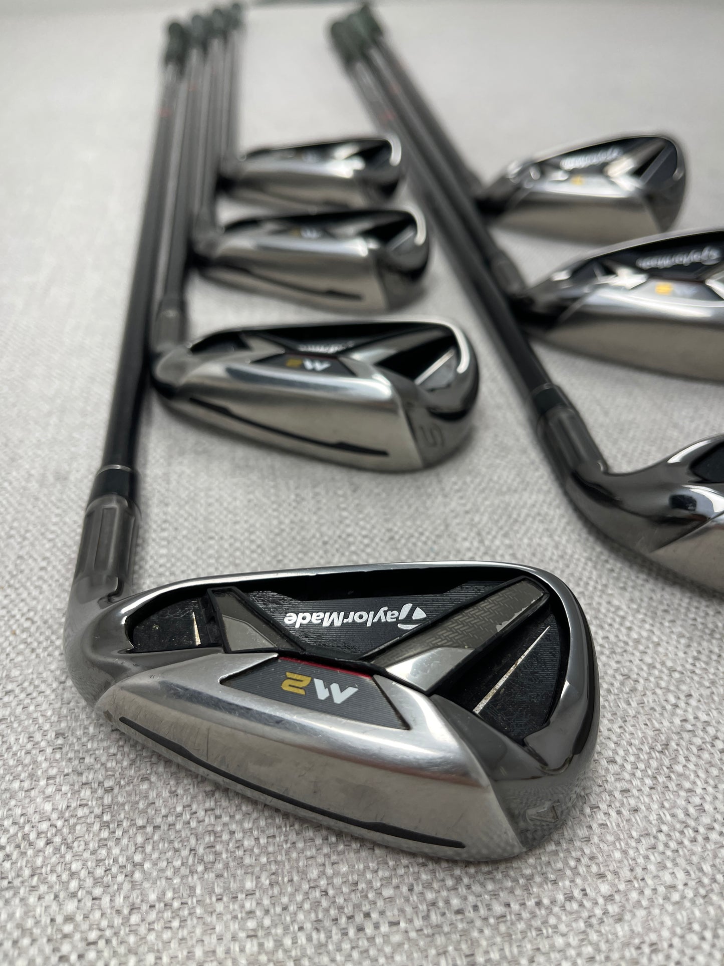 TaylorMade 2016 M2 Single Iron. Sold Separately. Regular Flex Graphite - Very Good Condition # 14087