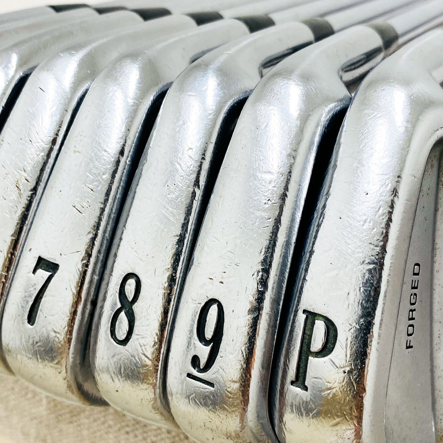 Titleist 690CB Single Iron. Sold Separately. R300 Regular Steel - Good Condition # 13957