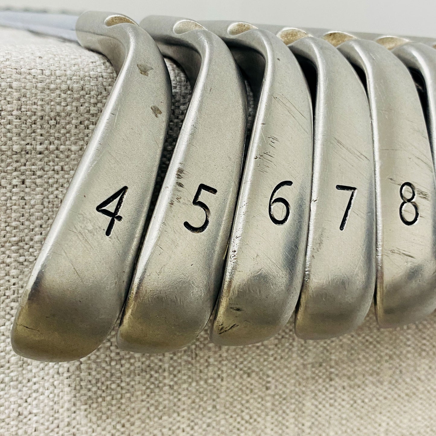 PING i10 White-Dot Single Iron. Sold Separately. Z765 Stiff Steel - Very Good Condition # 13934