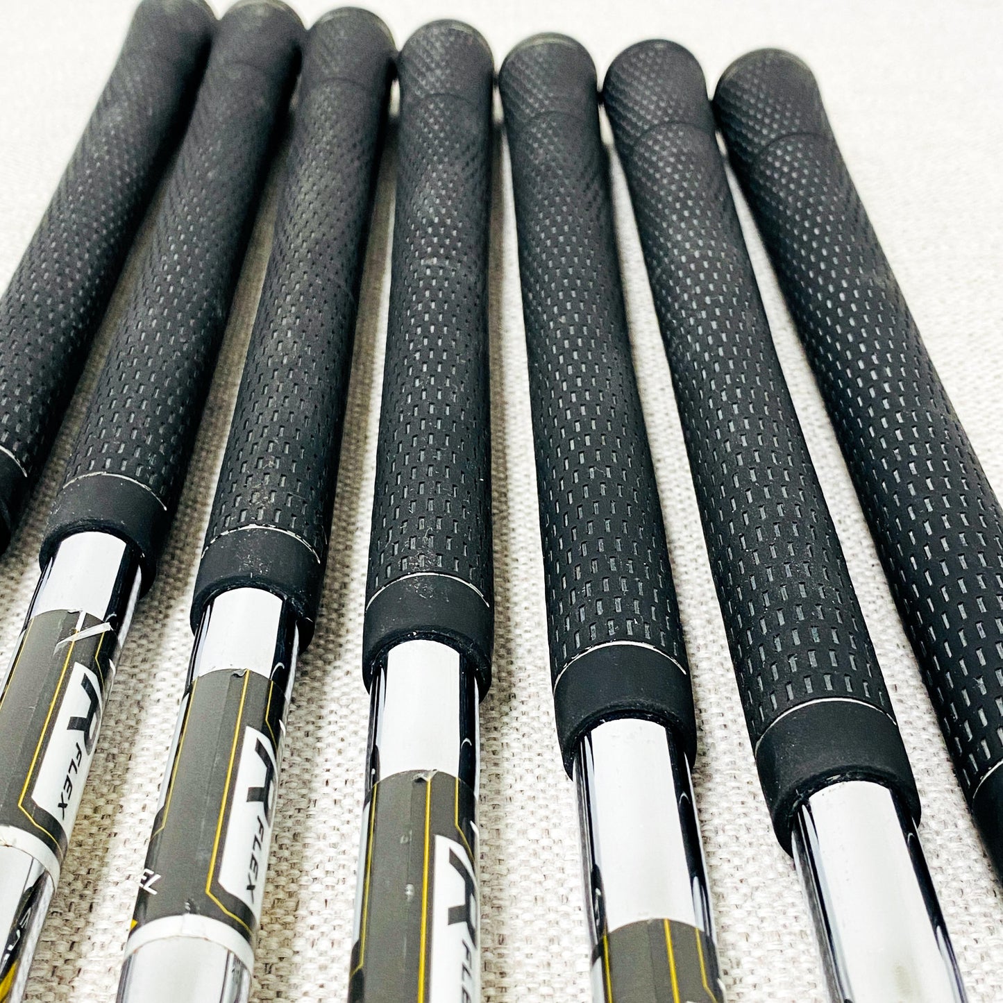 TaylorMade RocketBladez Left-Hand Single Iron. Sold Separately. Regular Flex Steel - Very Good Condition # 13985