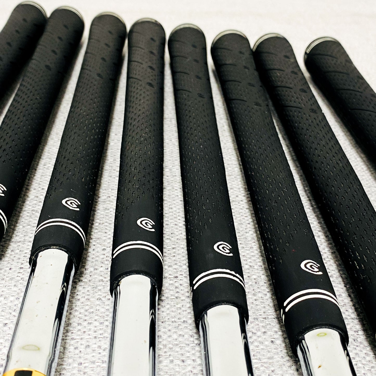 Cleveland Launcher Single Iron. Sold Separately. Regular Flex Steel - Very Good Condition # 13726