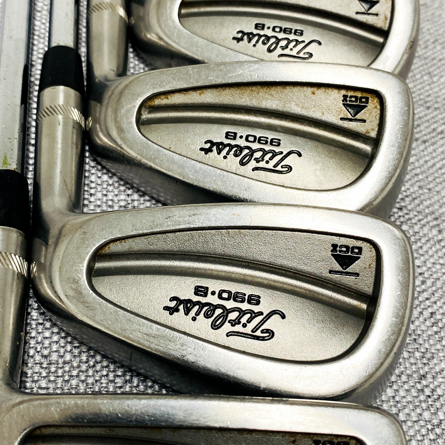 Titleist DCI 990B Single Iron. Sold Separately. S300 Stiff - Good Condition # 13882