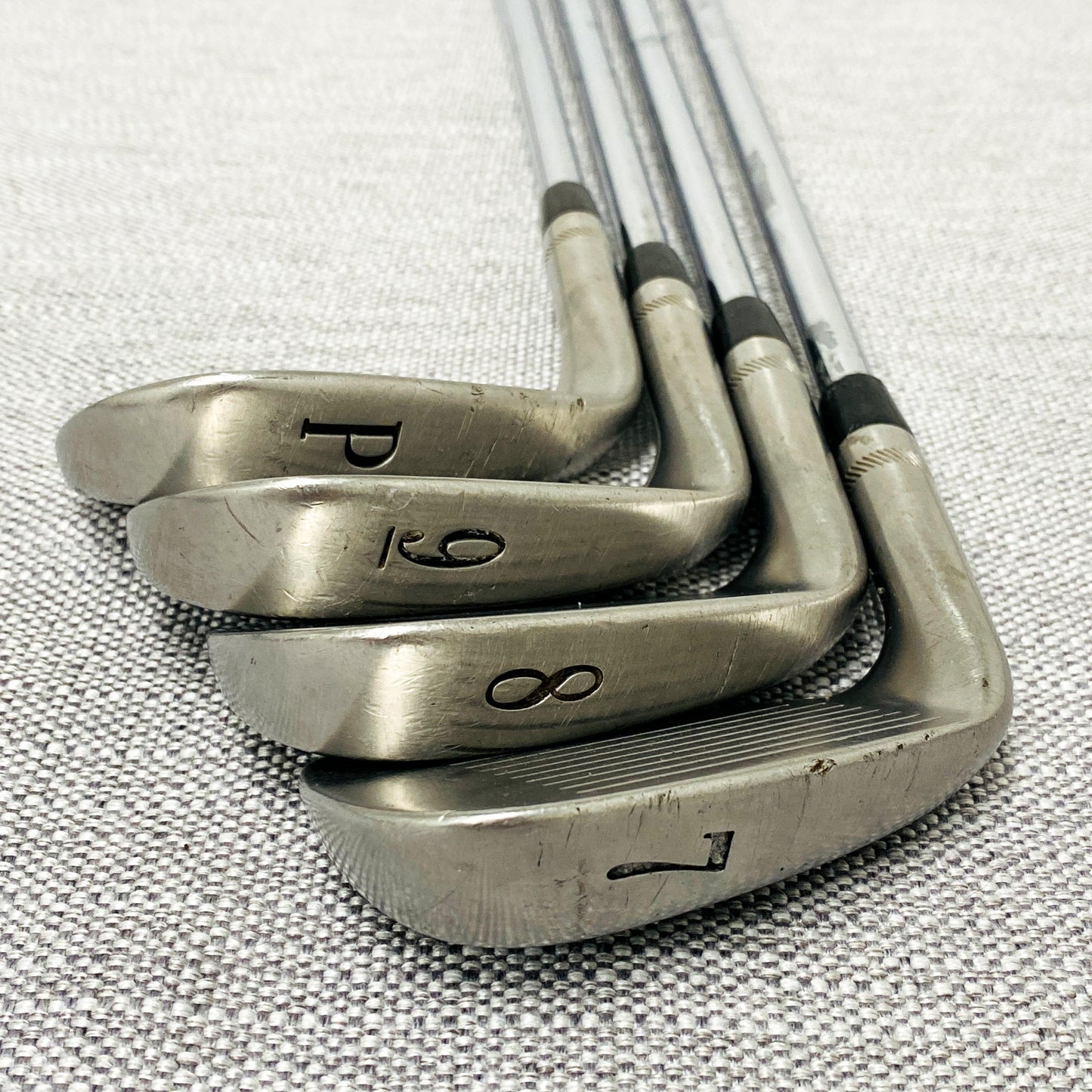 Titleist DCI 990B Single Iron. Sold Separately. S300 Stiff - Good Condition # 13882