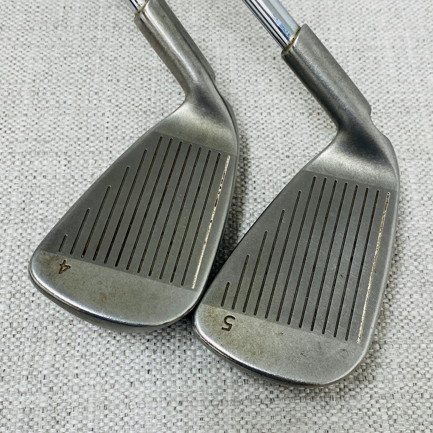 PING i10 White-Dot Single Iron. Sold Separately. Z765 Stiff Steel - Very Good Condition # 13934