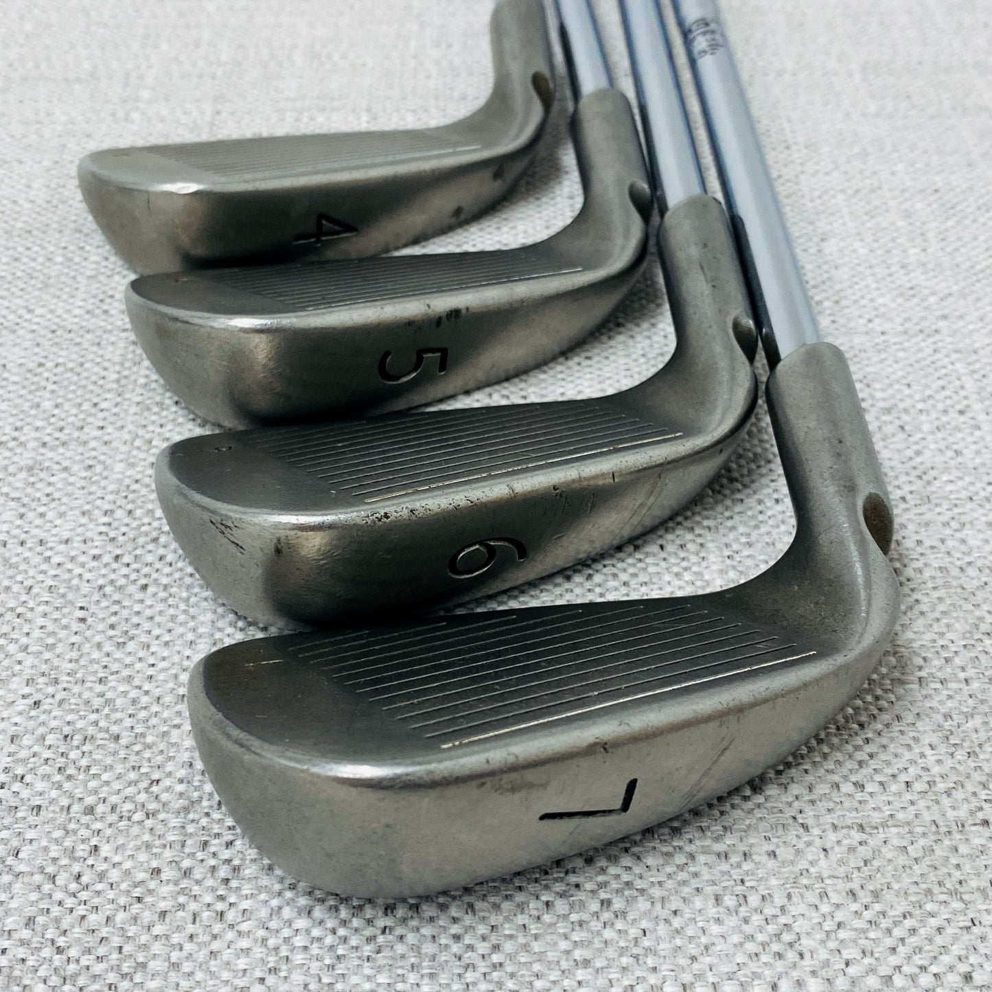 PING i10 White-Dot Single Iron. Sold Separately. Z765 Stiff Steel - Very Good Condition # 13934