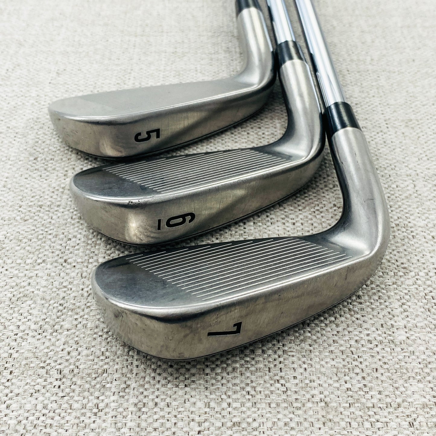 Callaway X-Hot Pro Single Iron. Sold Separately. Regular Flex Steel - Very Good Condition # 12777