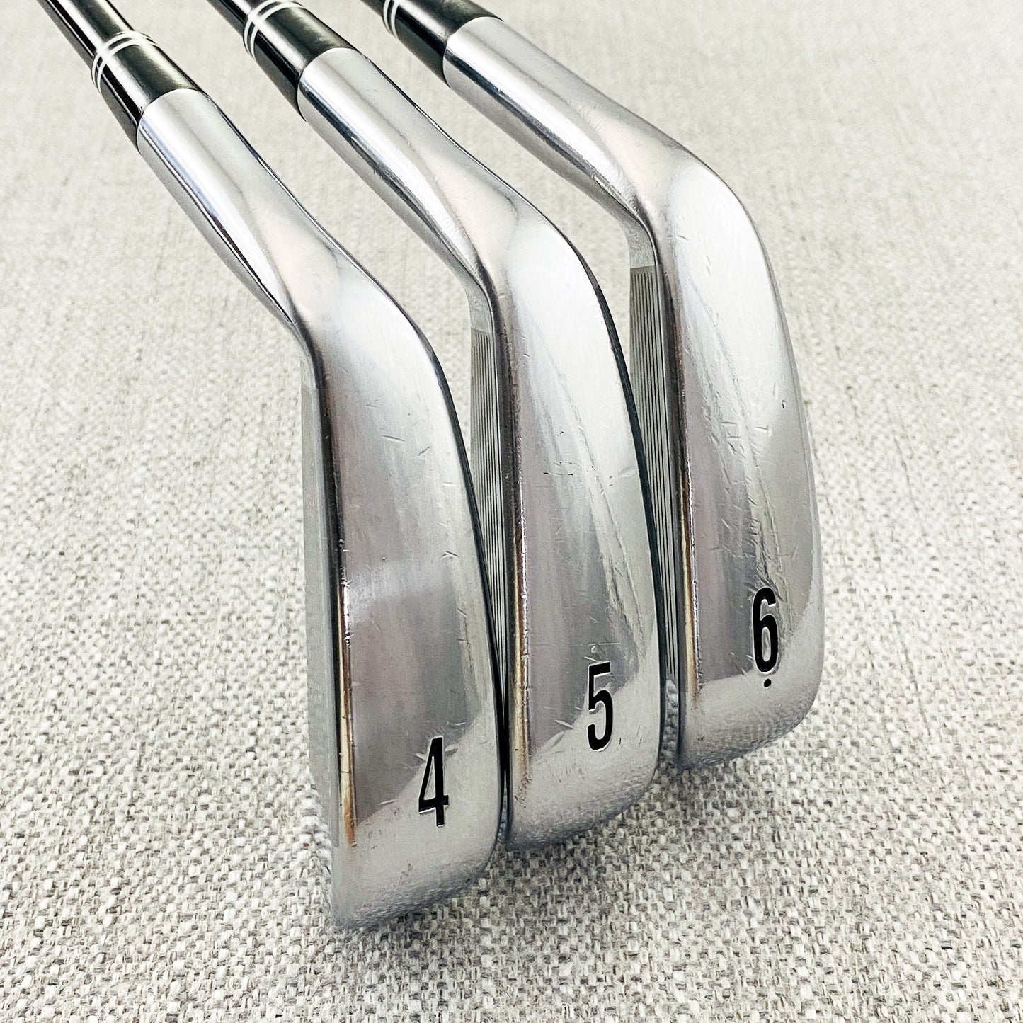 Cleveland 588MT Single Iron. Sold Separately. Regular Flex Graphite - Very Good Condition # 11990