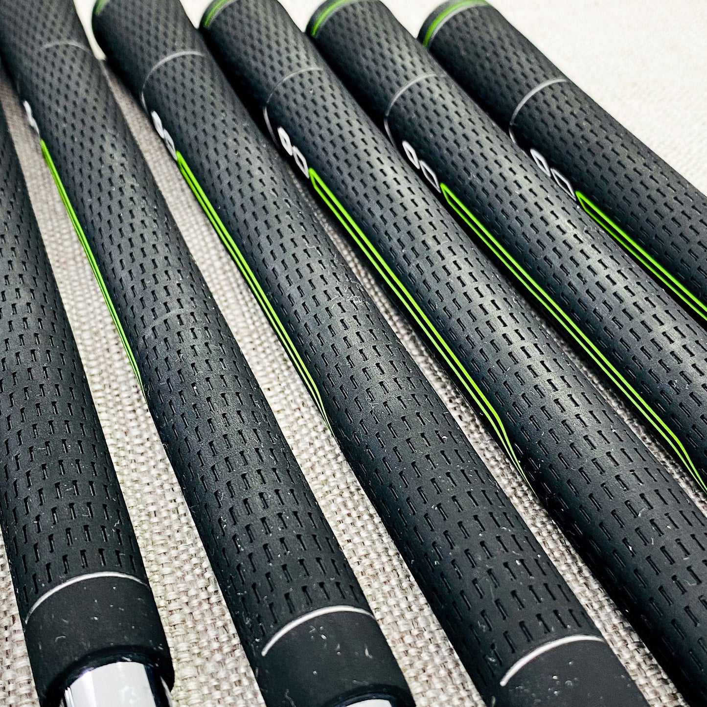 TaylorMade RocketBallz RBZ Single Iron. Sold Separately. Regular Flex Steel - Very Good Condition # 12975