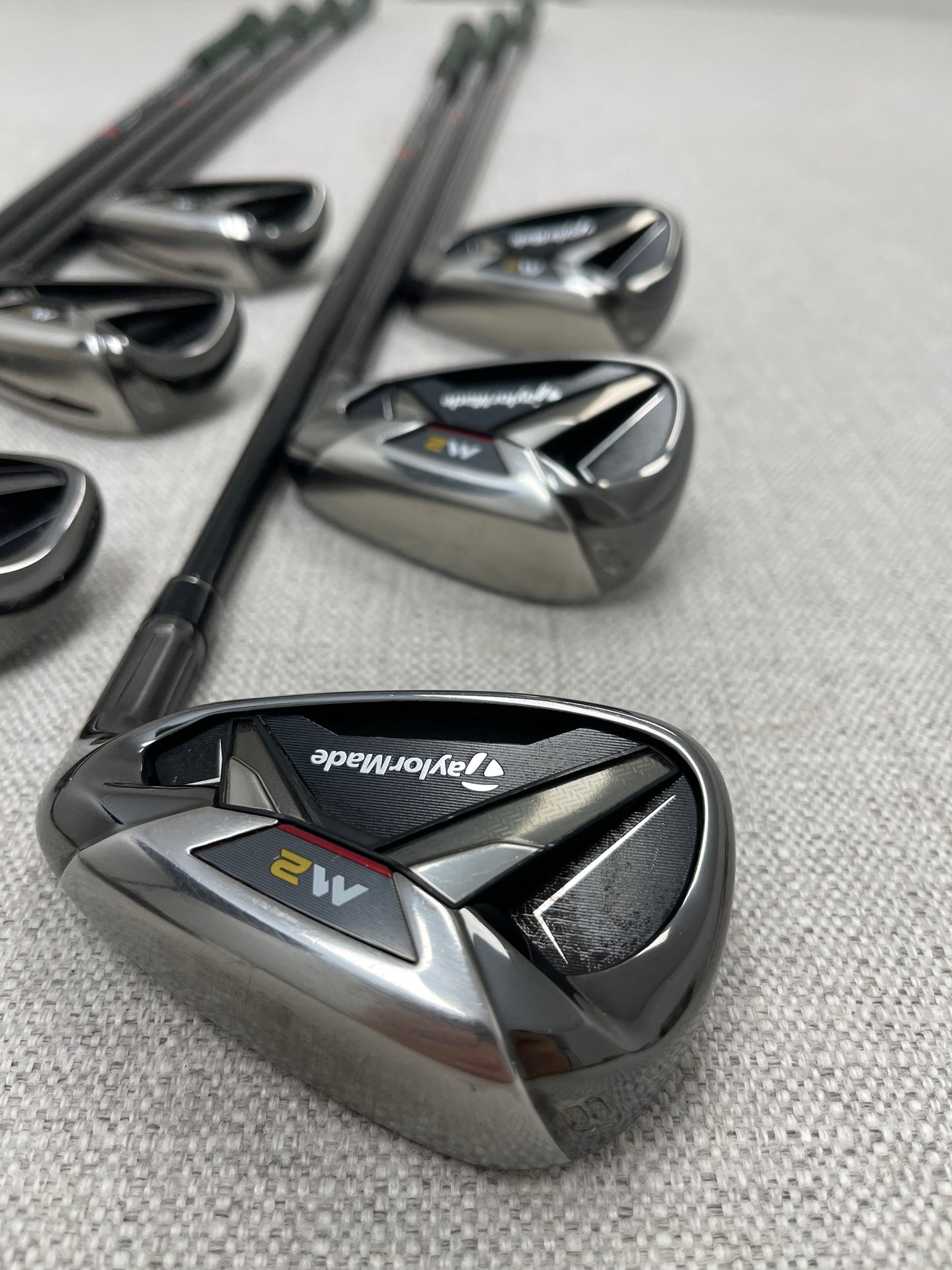 TaylorMade 2016 M2 Single Iron. Sold Separately. Regular Flex Graphite - Very Good Condition # 14087