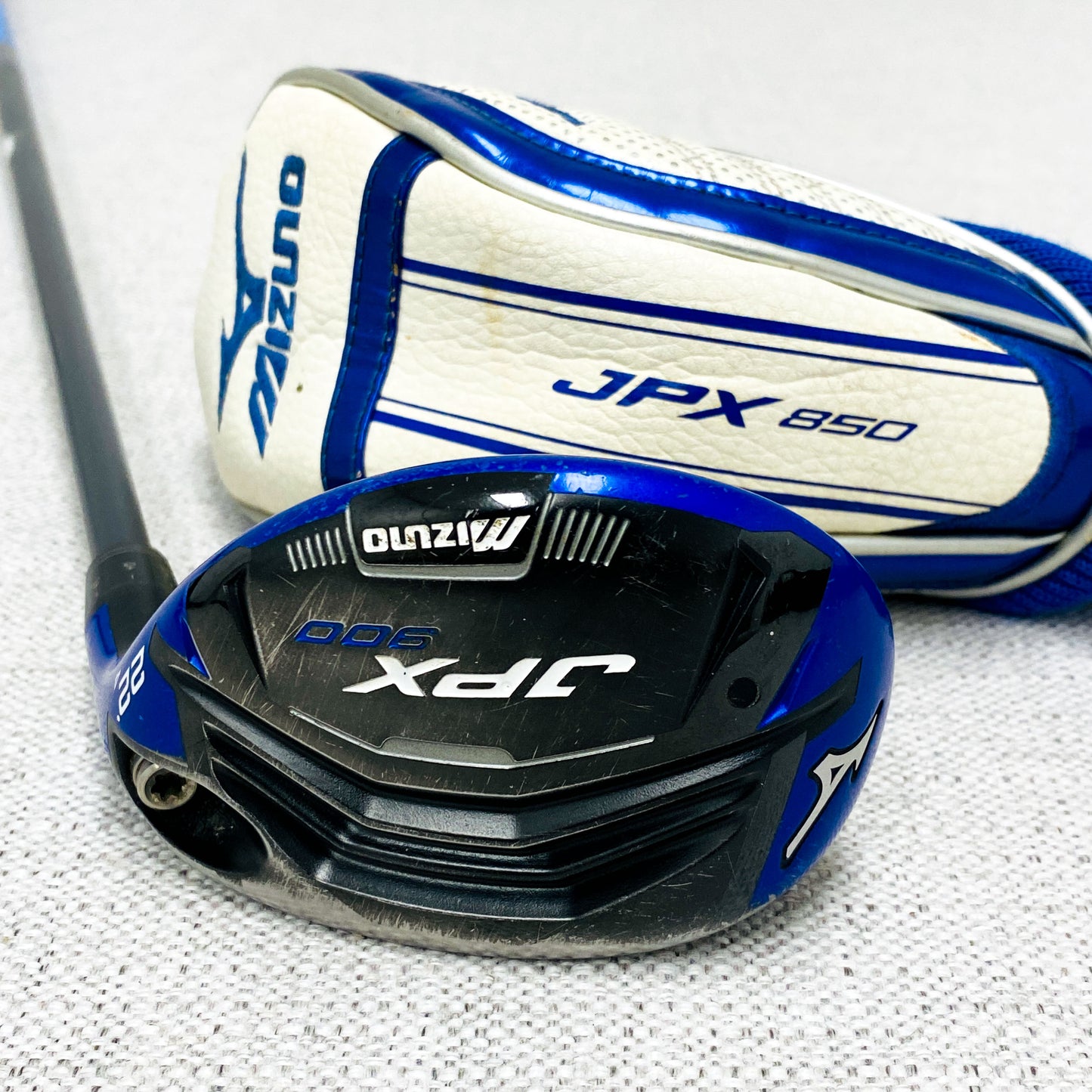 Mizuno JPX-900 4-Hybrid. 22 Degree, Regular Flex - Good Condition # 14015