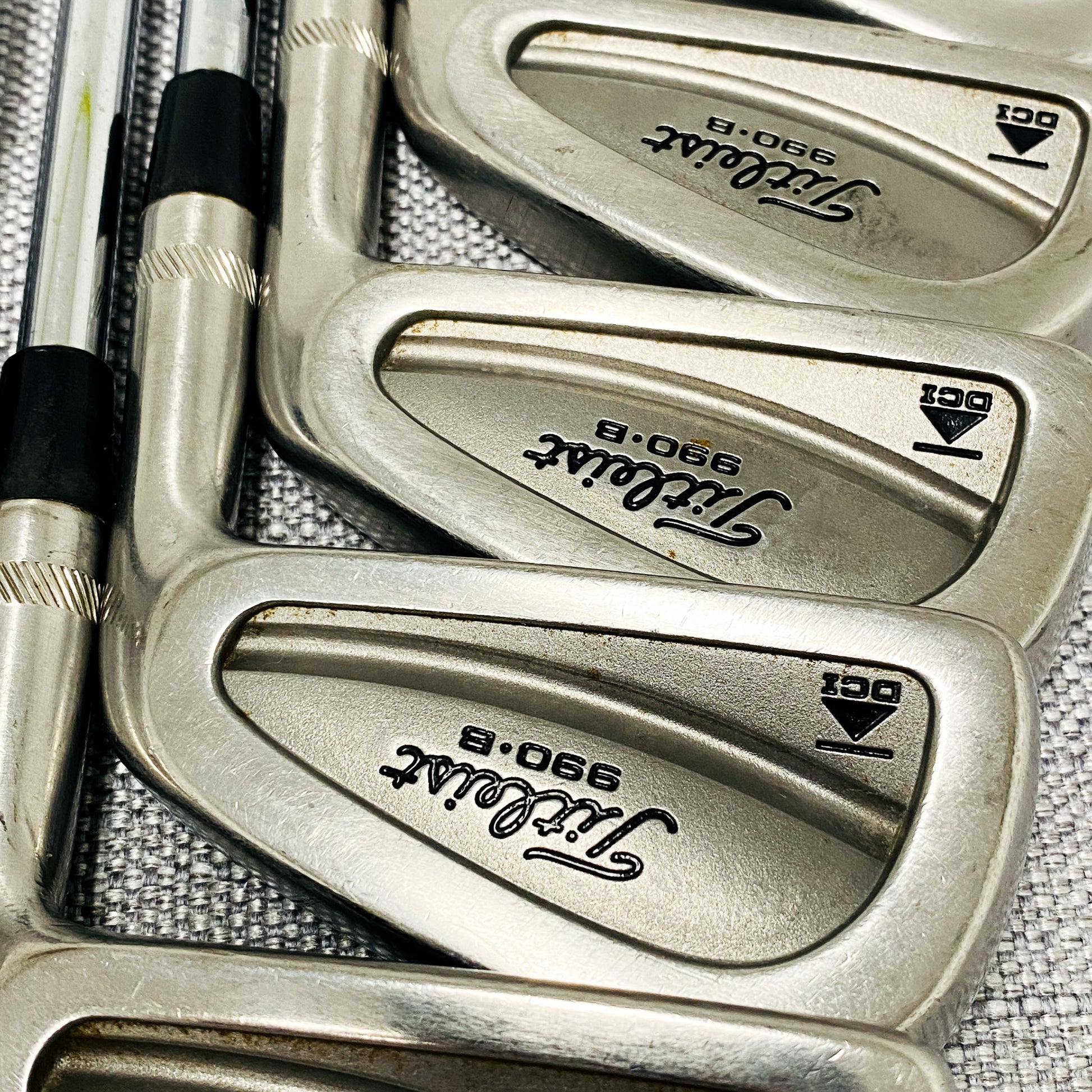 Ensemble fer à repasser droit Titleist DCI 990 3-9P Dynamic Gold Flex S Ensemble fer à repasser droit Titleist DCI 990 3-9P Dynamic Gold Flex S