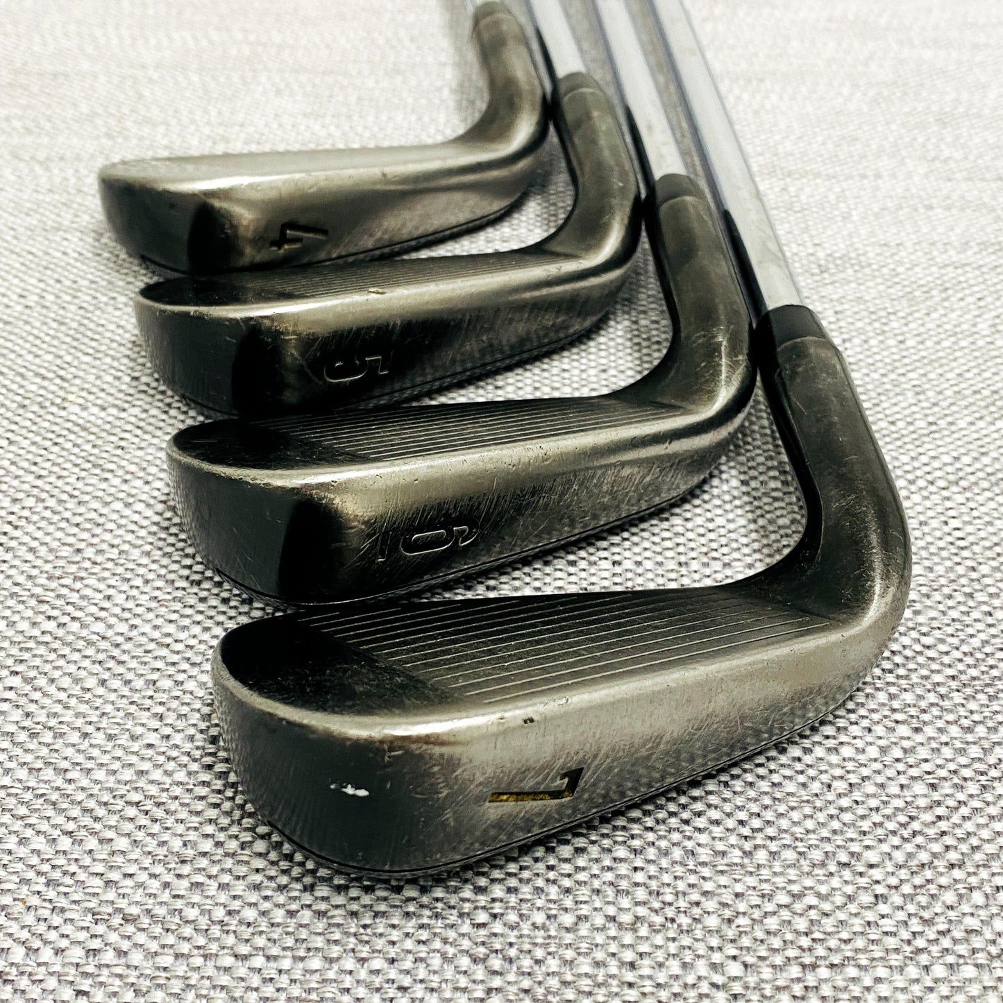 Callaway RAZR X Black Single Iron. Sold Separately. Uniflex Steel - Good Condition # 13837