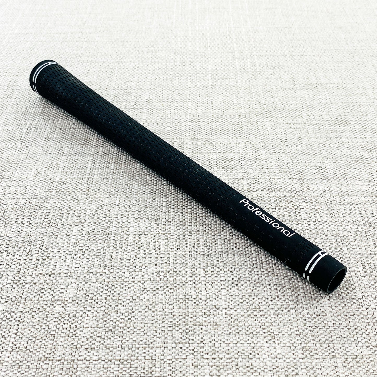 Professional brand budget swing grip. Choice of size. Black - Price includes fitment.