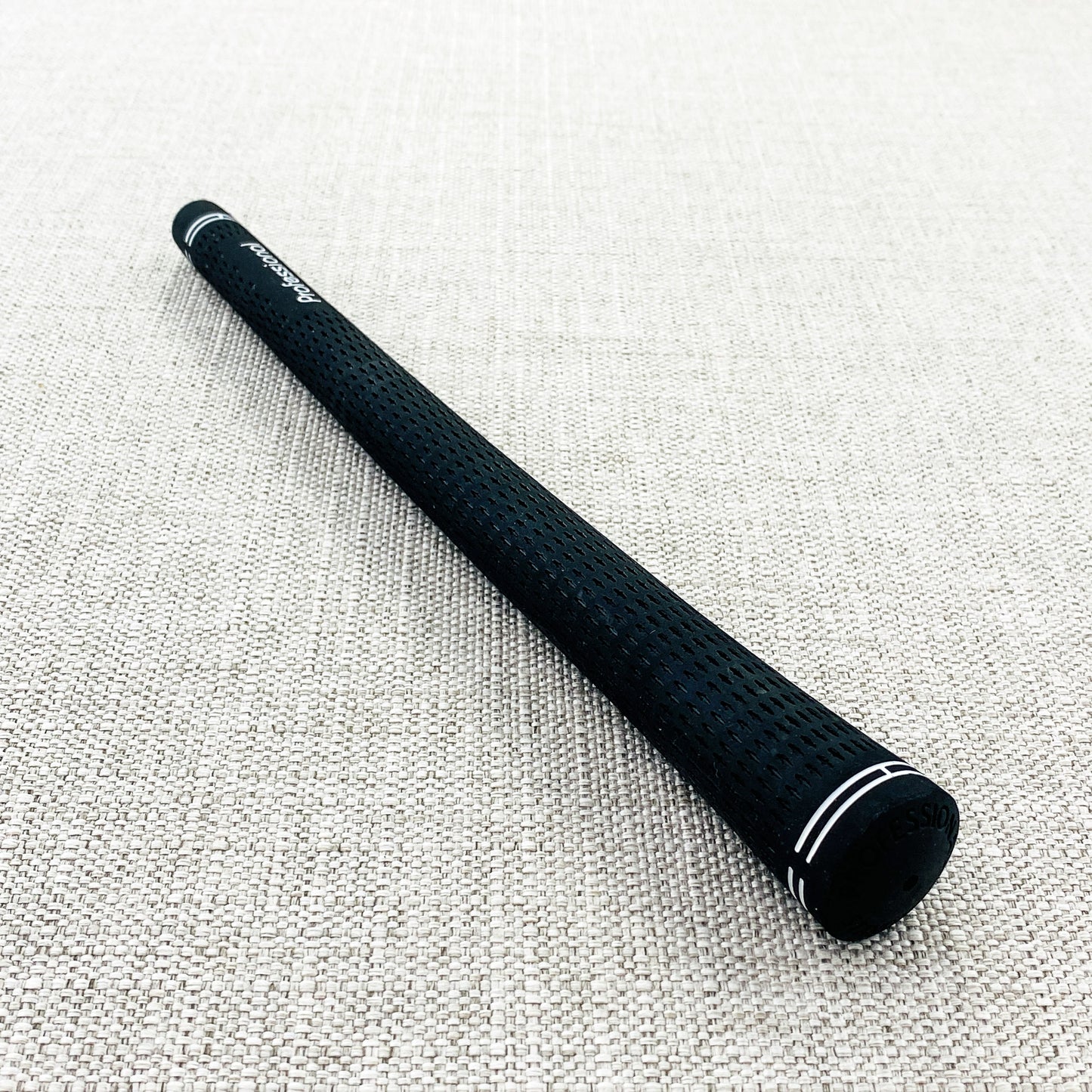Professional brand budget swing grip. Choice of size. Black - Price includes fitment.