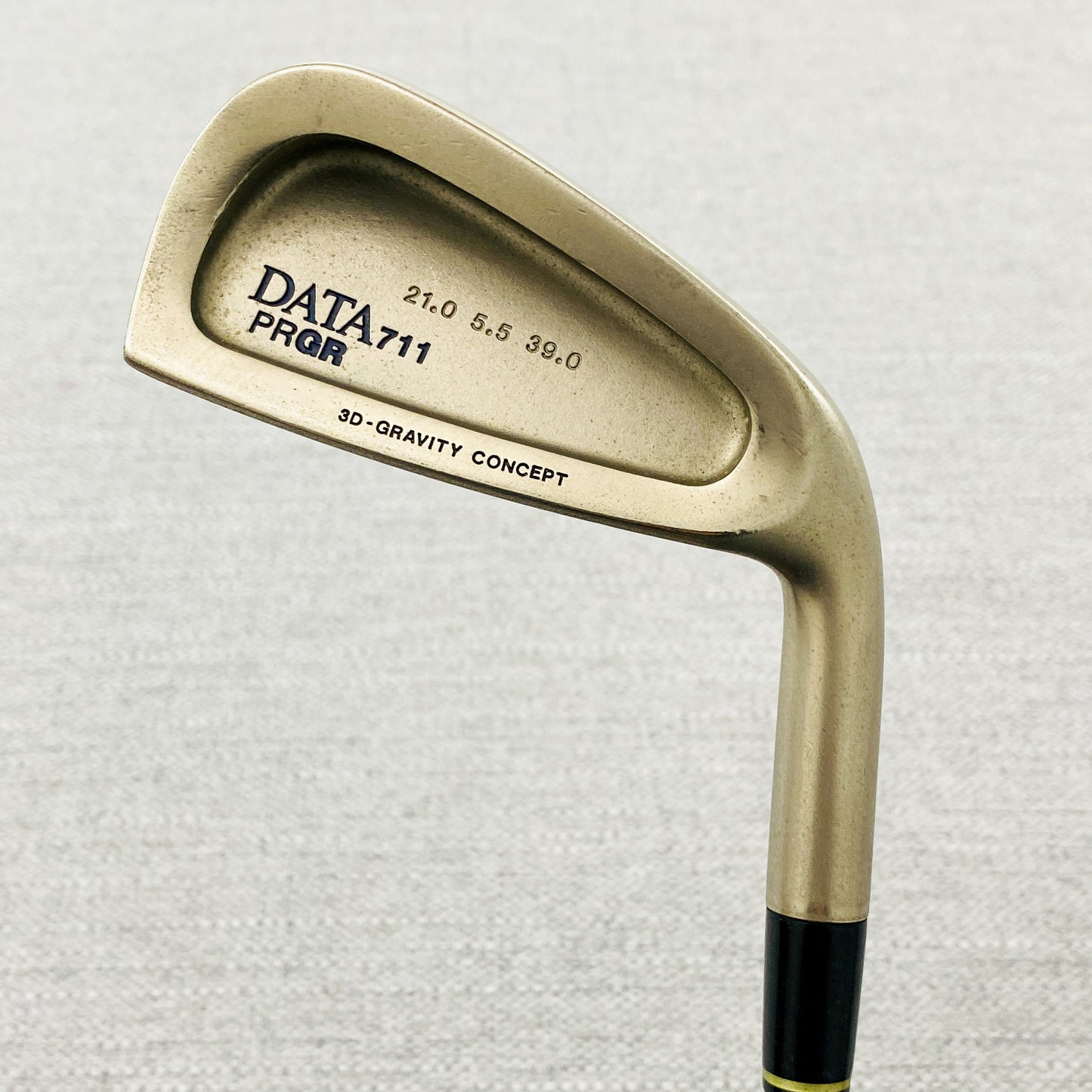 PRGR Data-711 3-iron. Stiff Flex Graphite - Excellent Condition # 13467