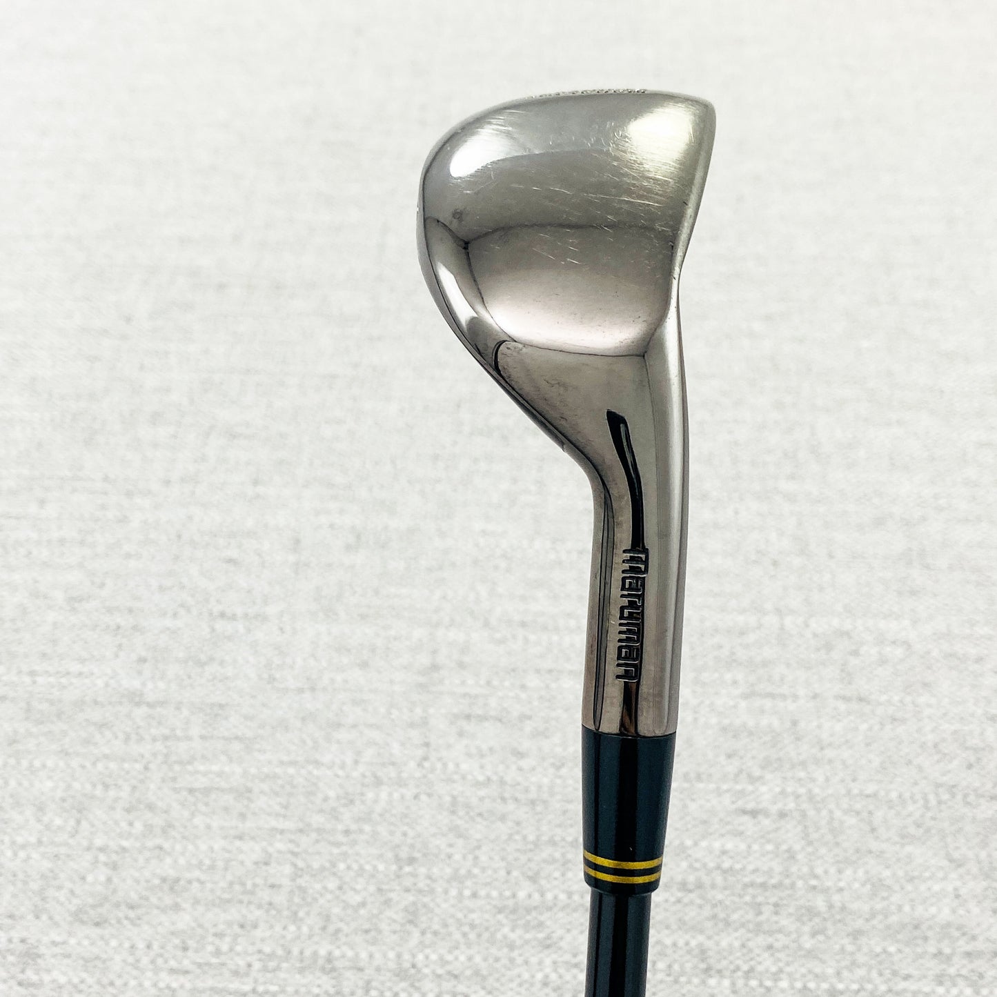 Shuttle MID 4-Hybrid Iron. 23 Degree, Regular Flex - Good Condition # GP137