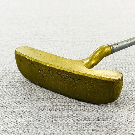 Acushnet Bulls Eye Wide Flange OffSet Putter. 35 inch - Good Condition # GP245