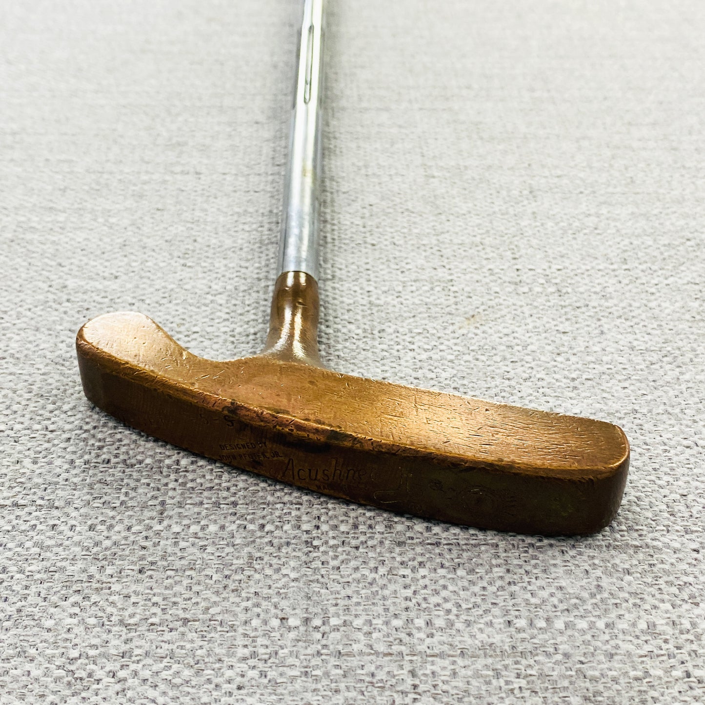 Acushnet Bulls Eye Offset 5S Putter. 35 inch - Good Condition # 13200