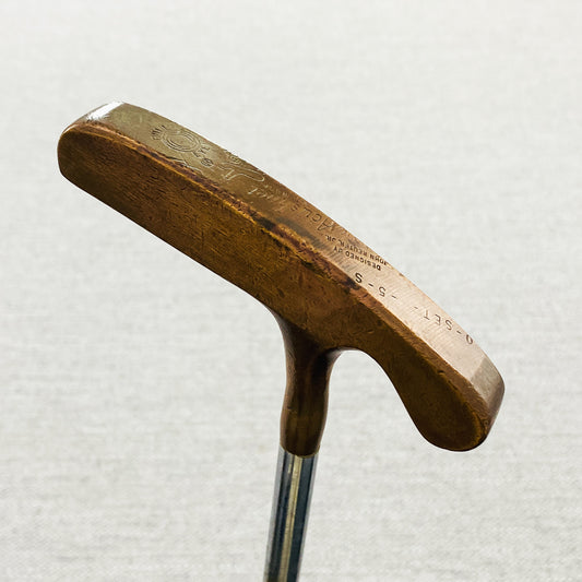 Acushnet Bulls Eye Offset 5S Putter. 35 inch - Good Condition # 13200