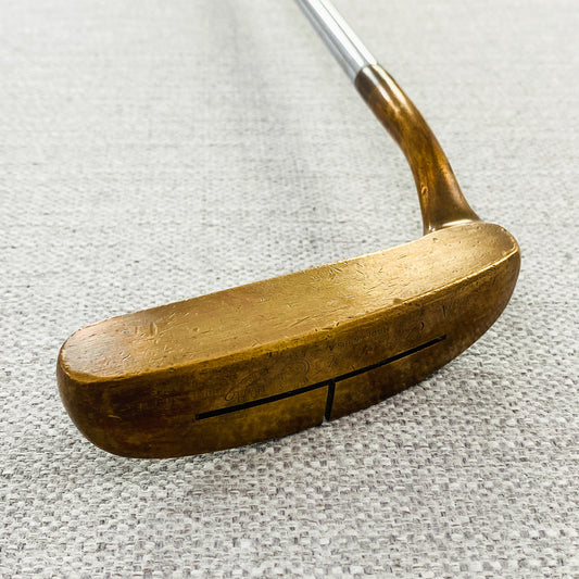 Acushnet Bulls Eye 34A Heel Shafted Putter. 34.5 inch - Good Condition # 13197
