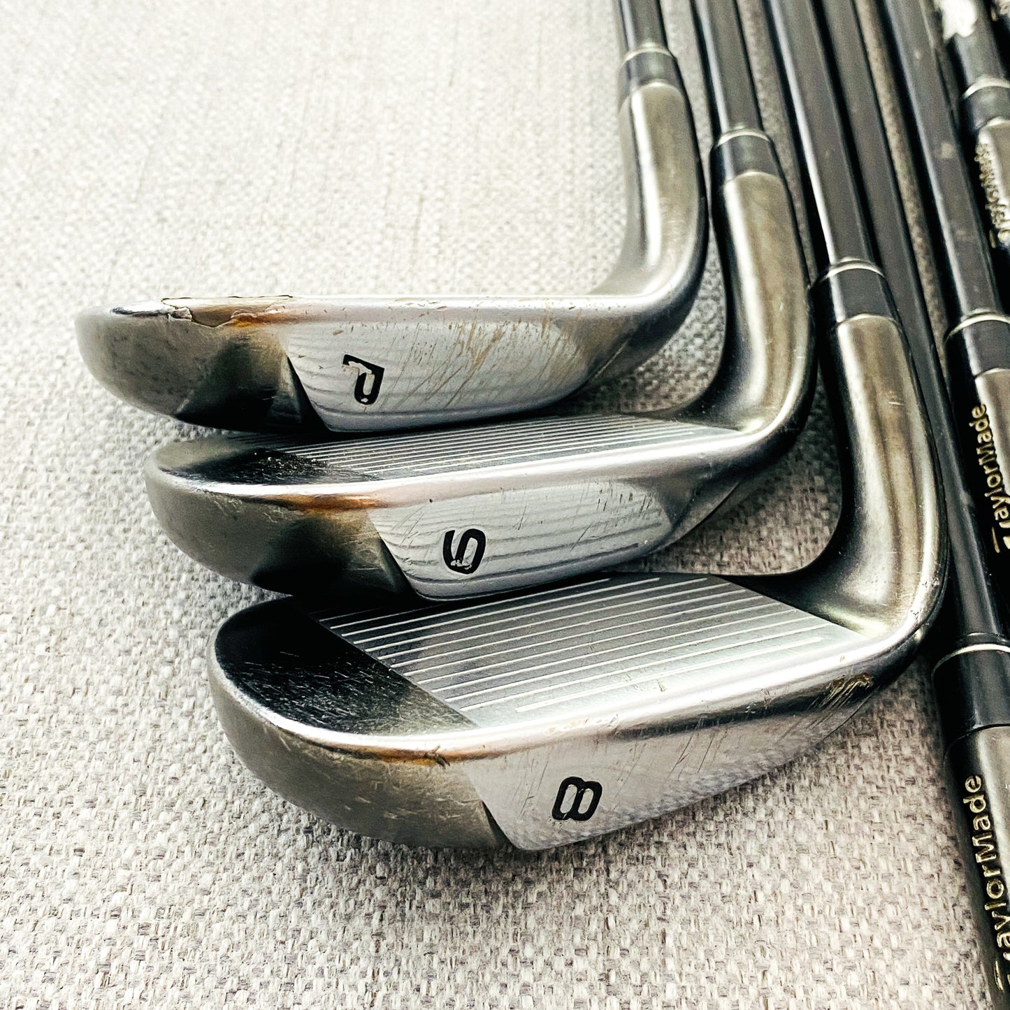 TaylorMade Burner 2.0 Black Single Iron. Regular Flex Graphite - Good Condition # 11972