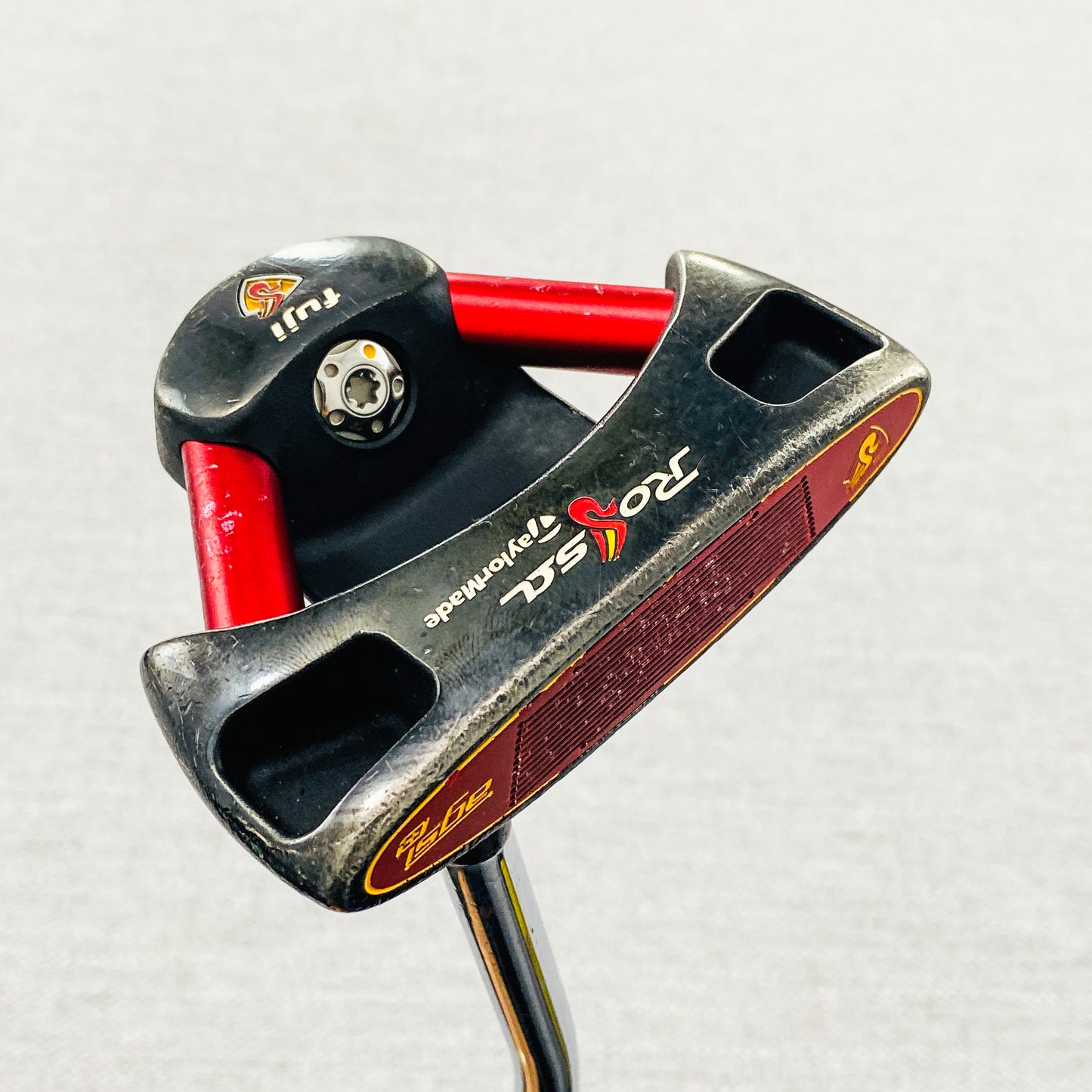 TaylorMade Rossa Fuji Putter. 33 inch - Average Condition # GP191