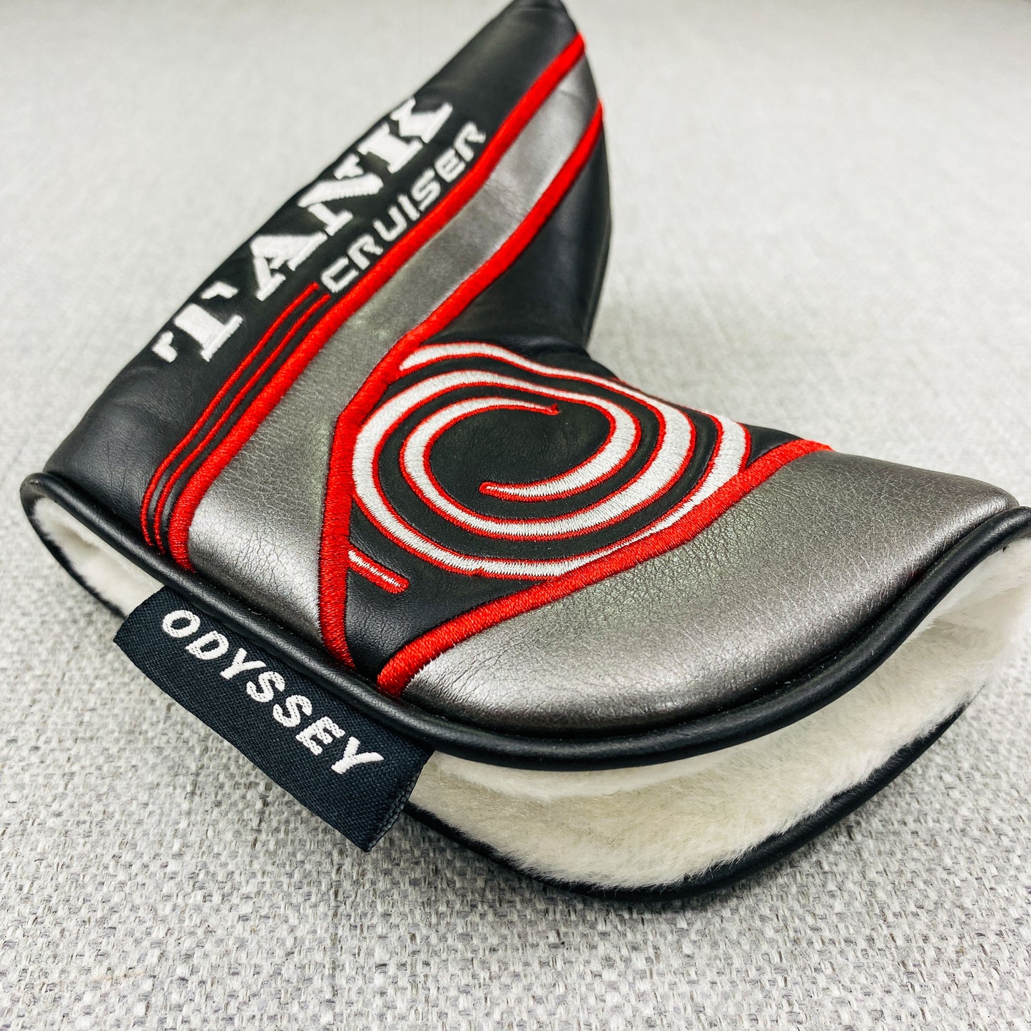 Odyssey TANK Cruiser Blade Putter Head-Cover. As New.