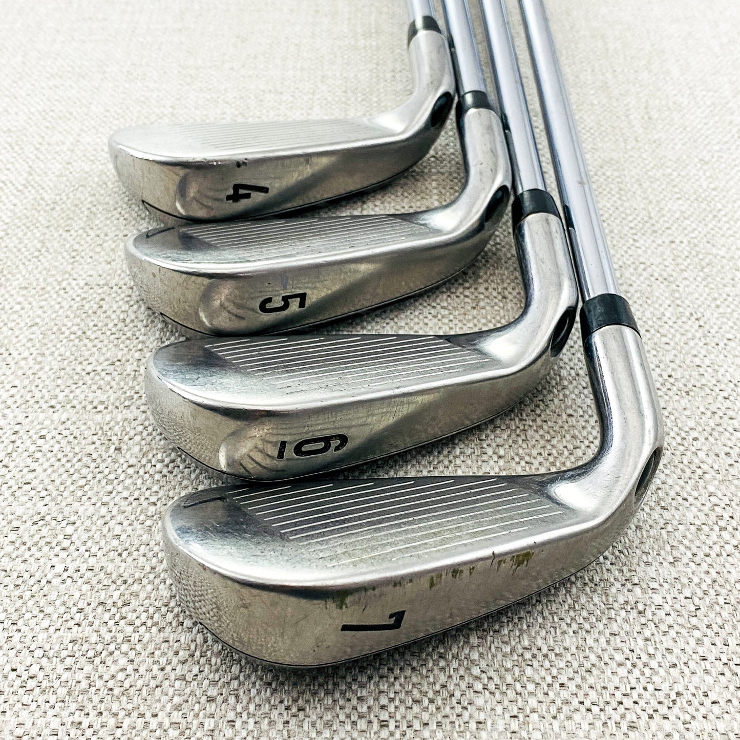 Callaway RAZR X Single Iron. Sold Separately. Uniflex Steel - Very Good Condition # 11976